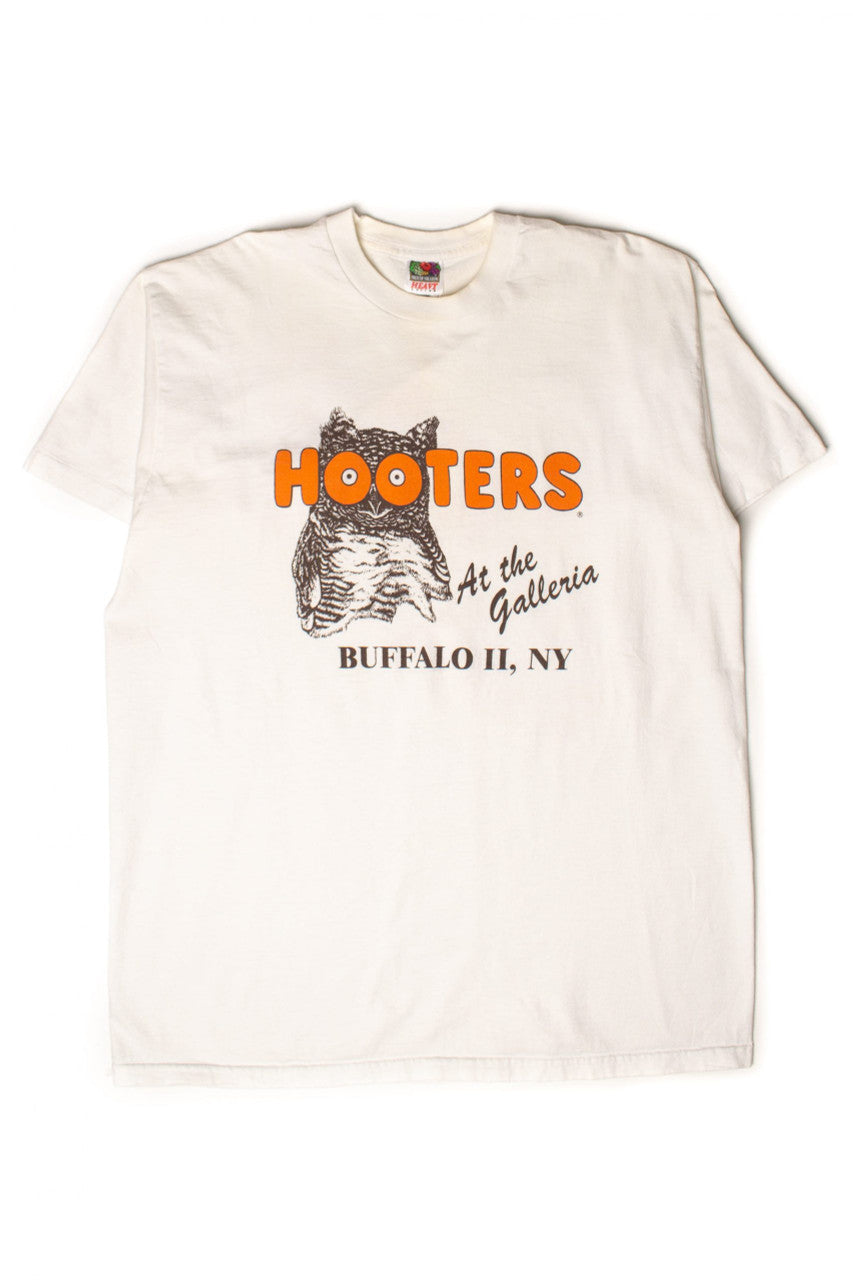 Vintage Hooters of Buffalo II T-Shirt (1990s)
