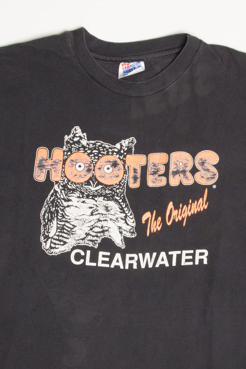Vintage Hooters Clearwater T-Shirt (1990s)