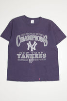 New York Yankees 2000 World Series Champions T-Shirt