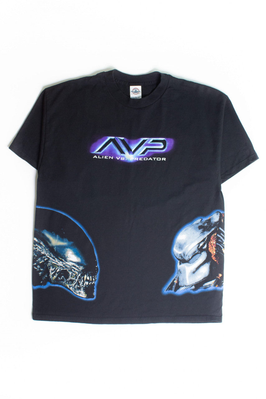 Alien vs. Predator Heads T-Shirt (2004)