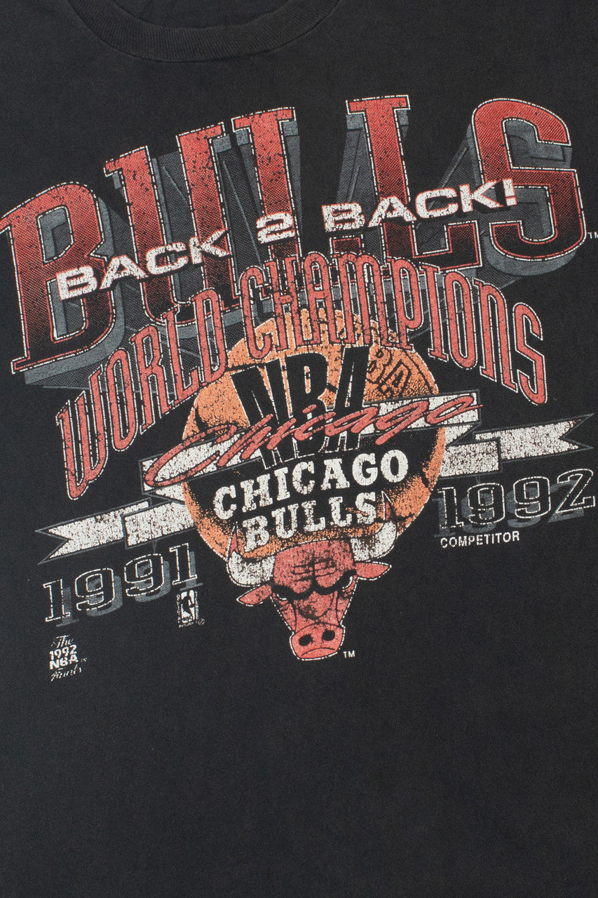 Vintage 1992 Distressed Chicago Bulls "Back 2 Back!" NBA Champions T-Shirt