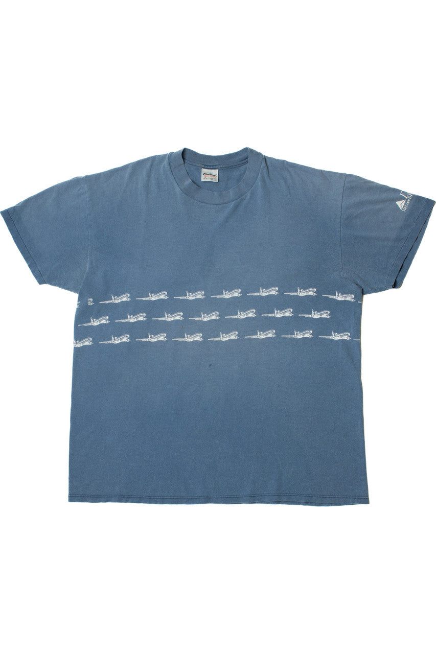 Vintage Delta "We Love To Fly..." Airplane Wraparound Print T-Shirt