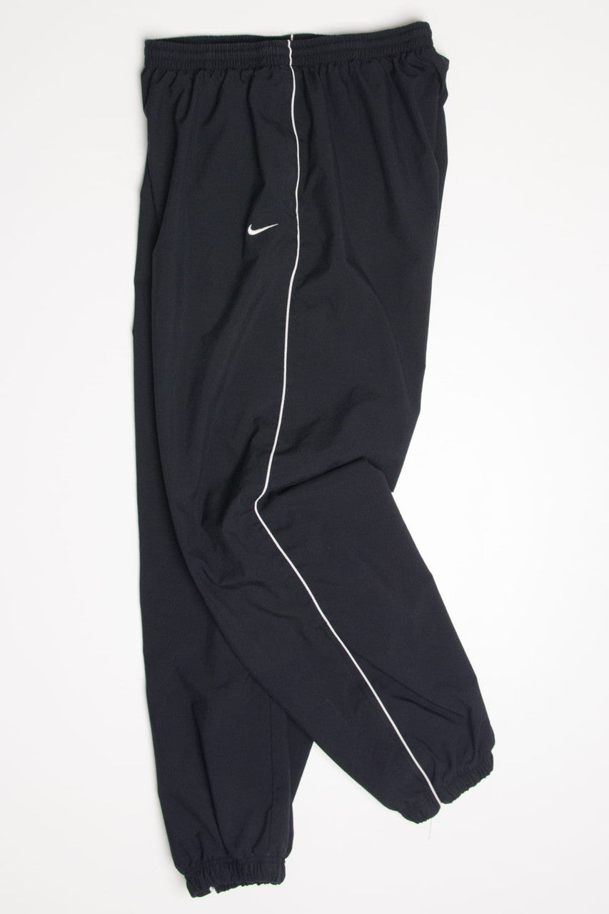 nike windbreaker pants black