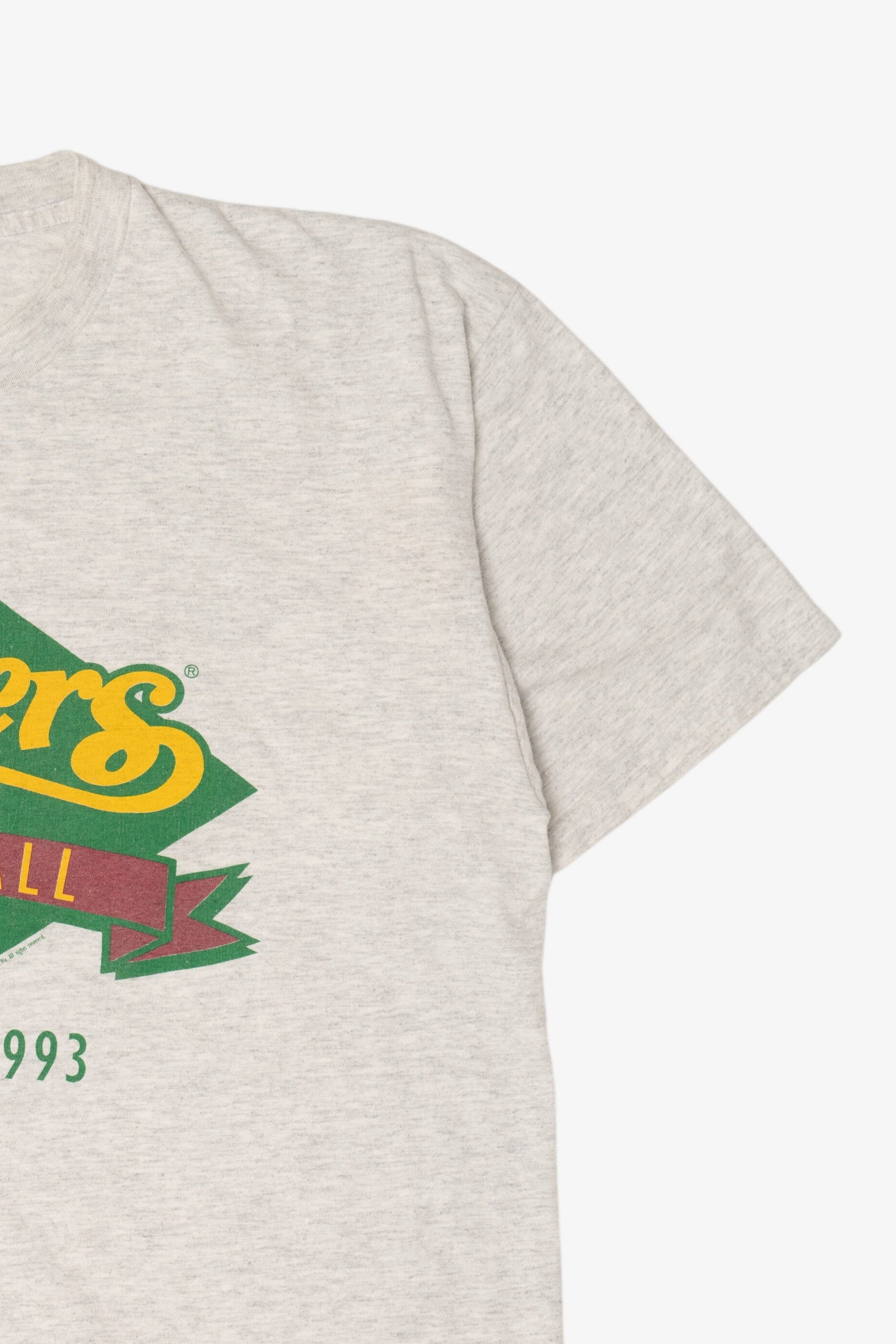 Vintage Light Gray Cheers Last Call T-Shirt (1990s)