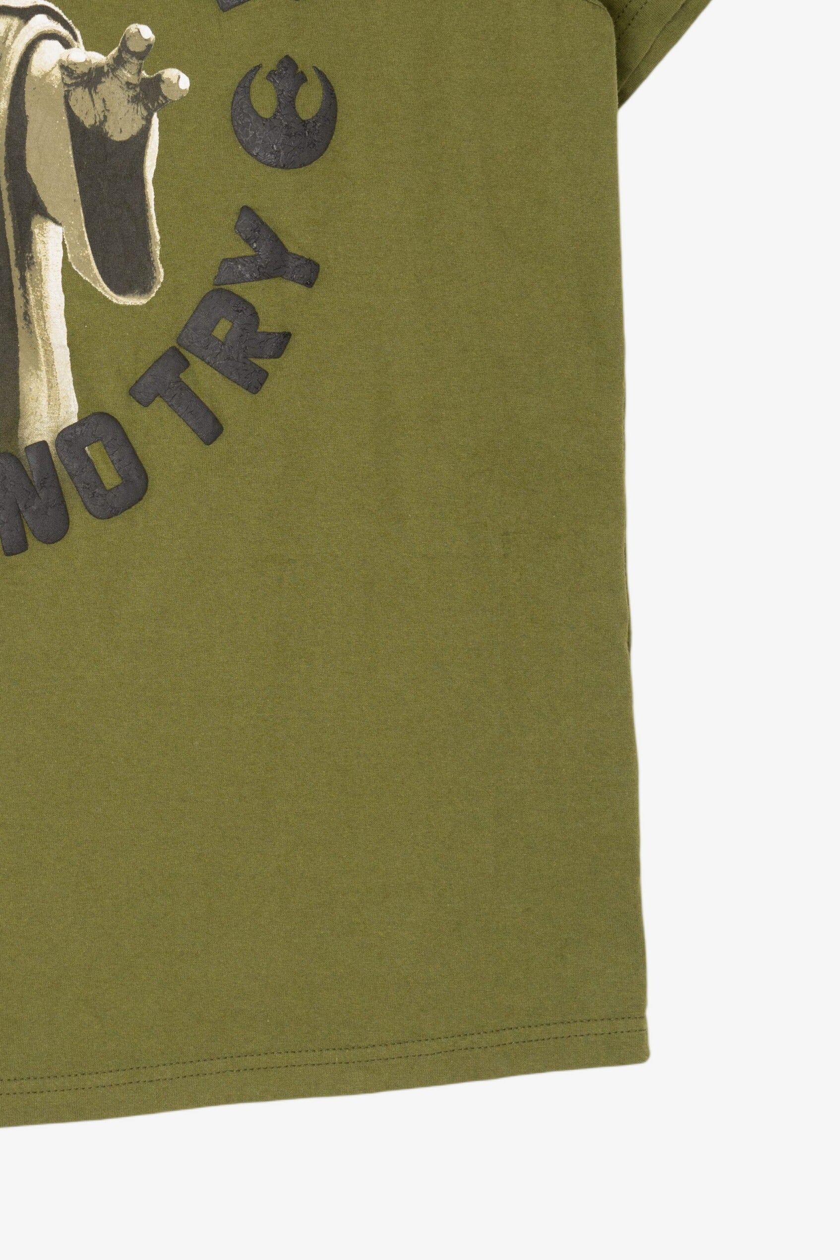 Green Embossed Yoda Star Wars "Do Or Do Not There Is No Try" T-Shirt (2010s)