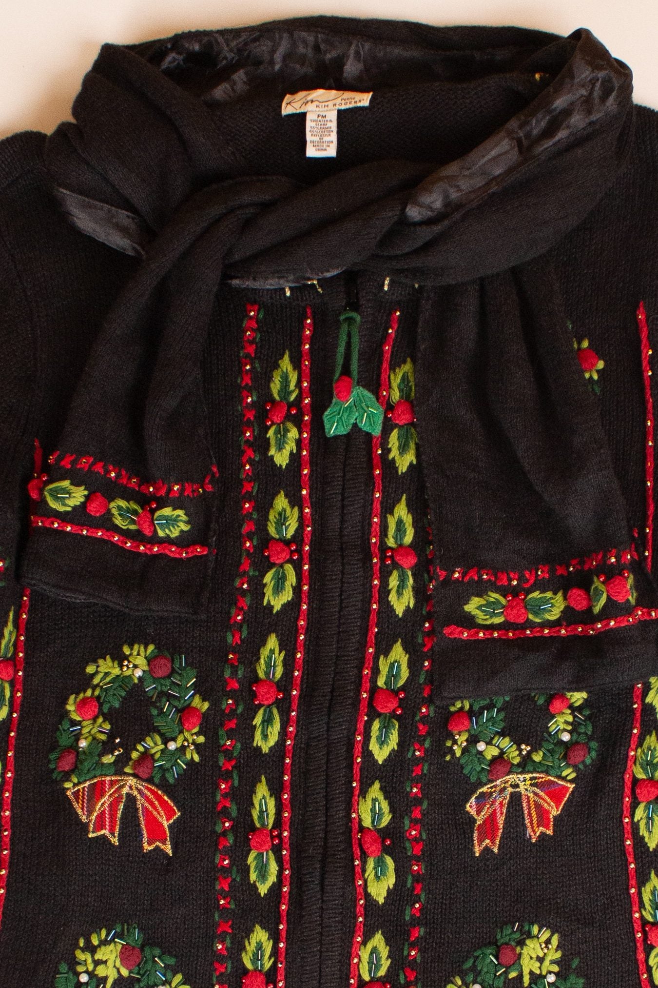 Vintage Wreaths Christmas Cardigan With Scarf (1990s)