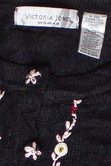 Vintage Victoria Jones Rosette Ribbon Embroidered Ugly Christmas Sweater (2000s)