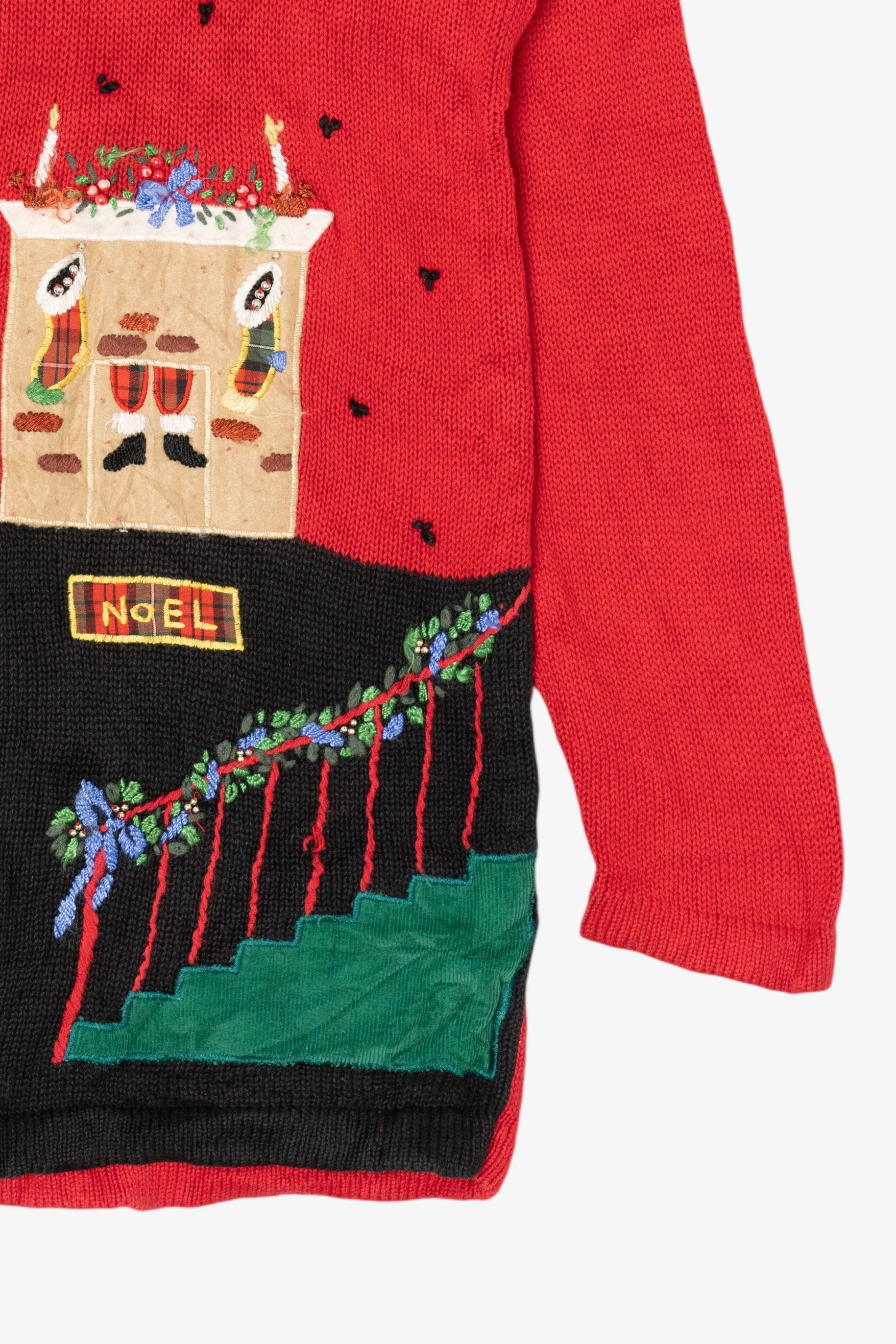 Vintage Red Victoria Jones Christmas Morning Scene Ugly Christmas Pullover (1990s)