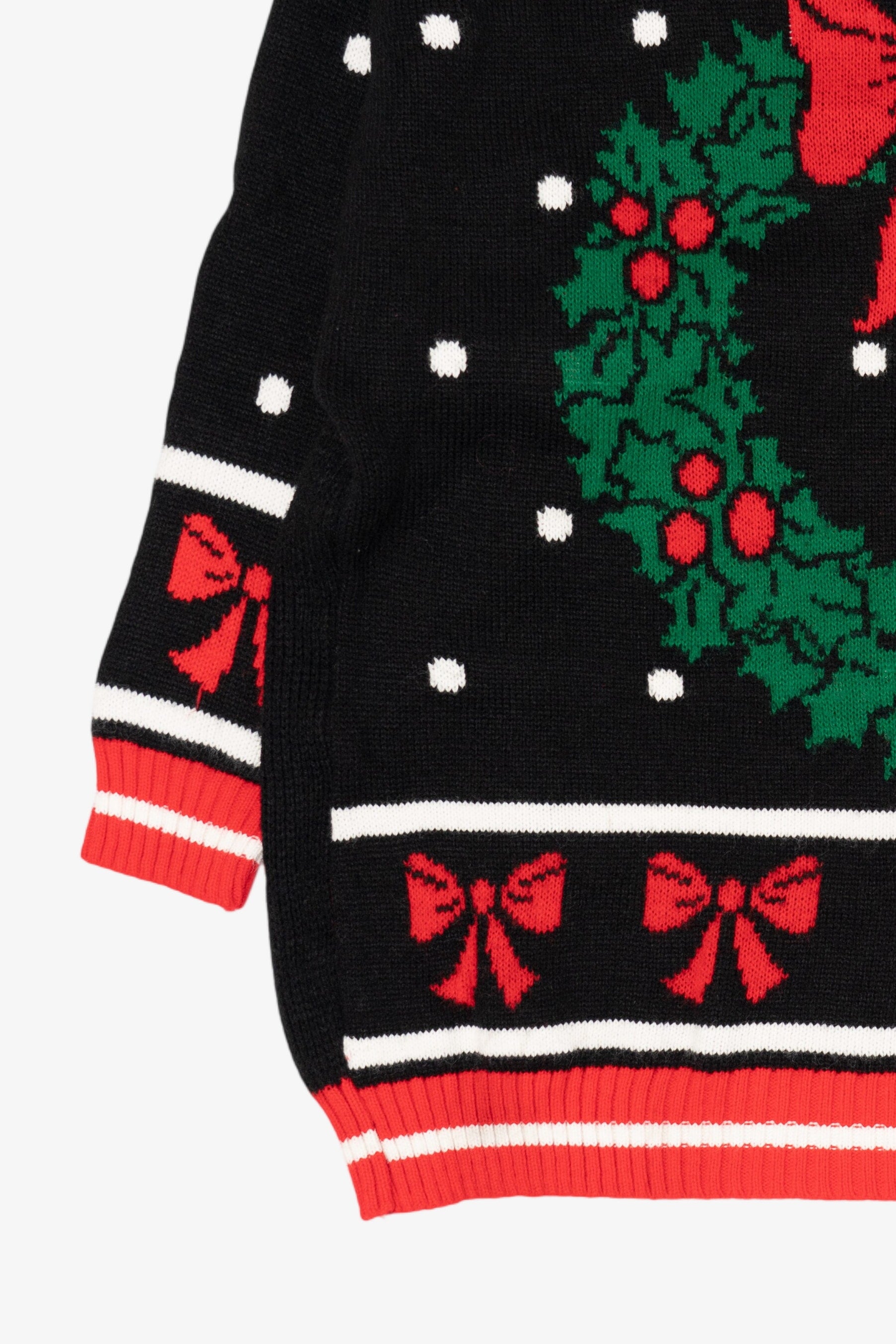 Vintage Black Knitwaves Wreaths Ugly Christmas Pullover (1980s)