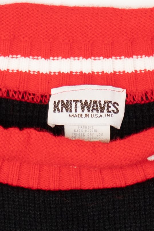Vintage Black Knitwaves Wreaths Ugly Christmas Pullover (1980s)