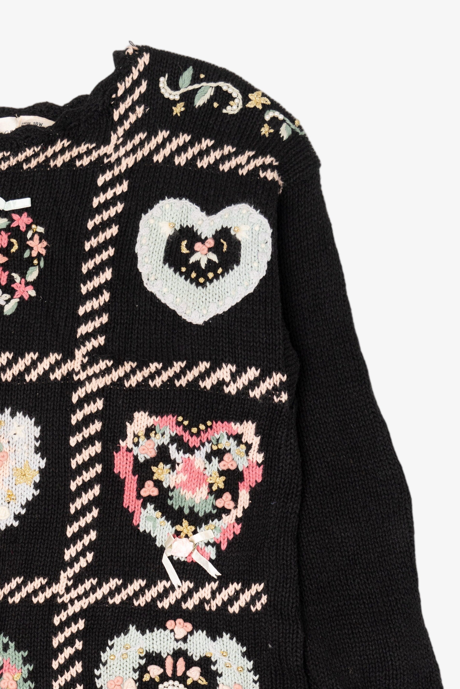 Vintage Black Kathie Lee Wreath Hearts Ugly Christmas Pullover (1990s)