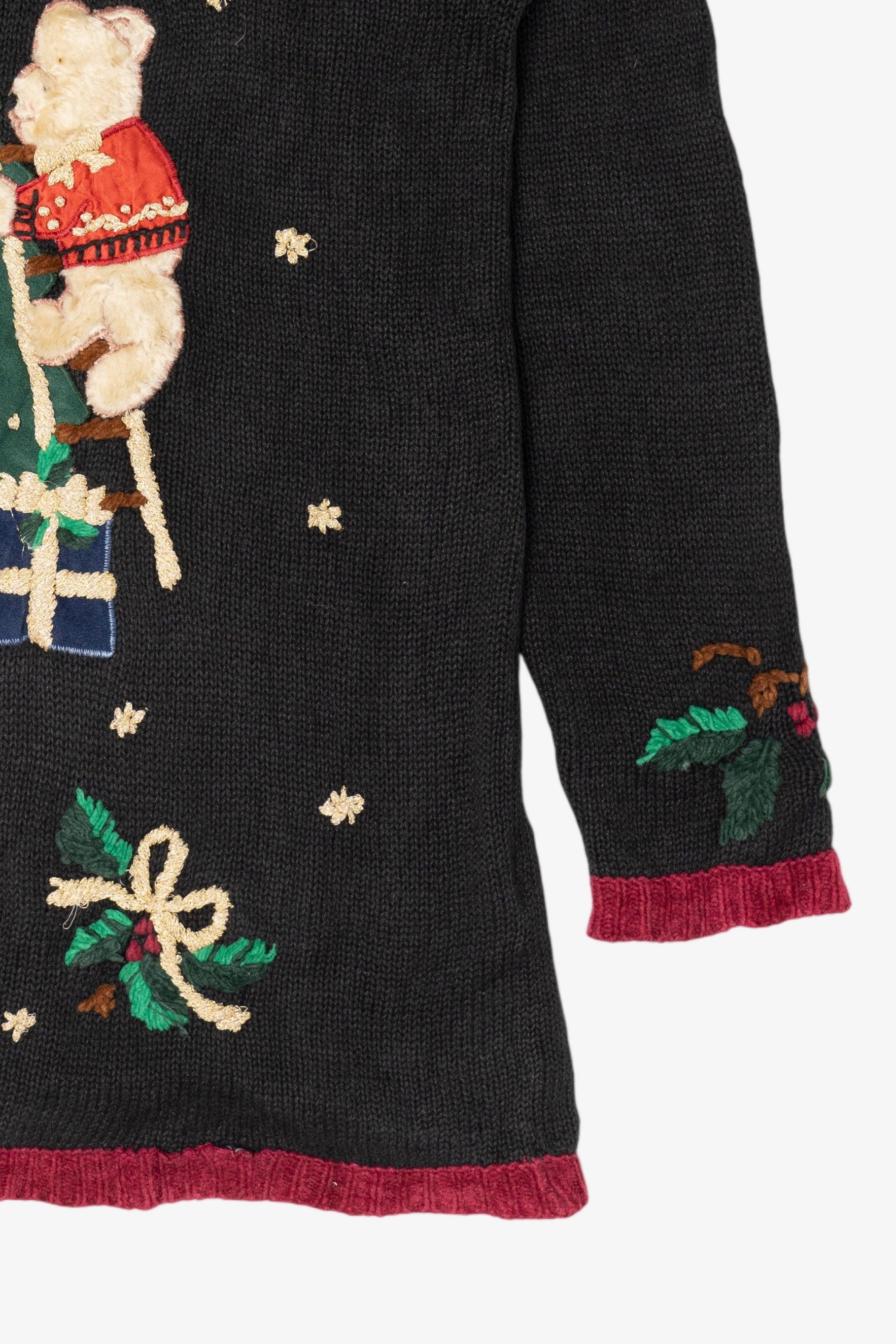 Vintage Black Victoria Jones Bears Decorating Ugly Christmas Pullover (1990s)