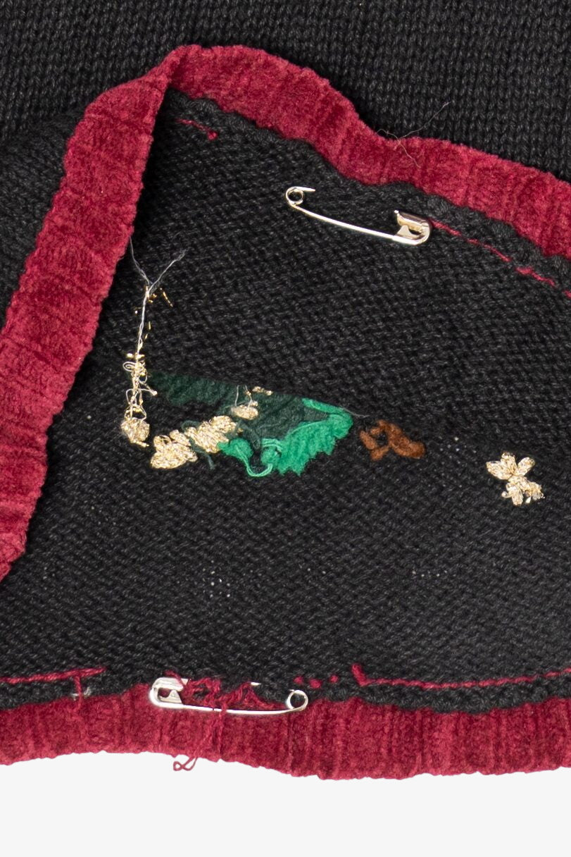 Vintage Black Victoria Jones Bears Decorating Ugly Christmas Pullover (1990s)