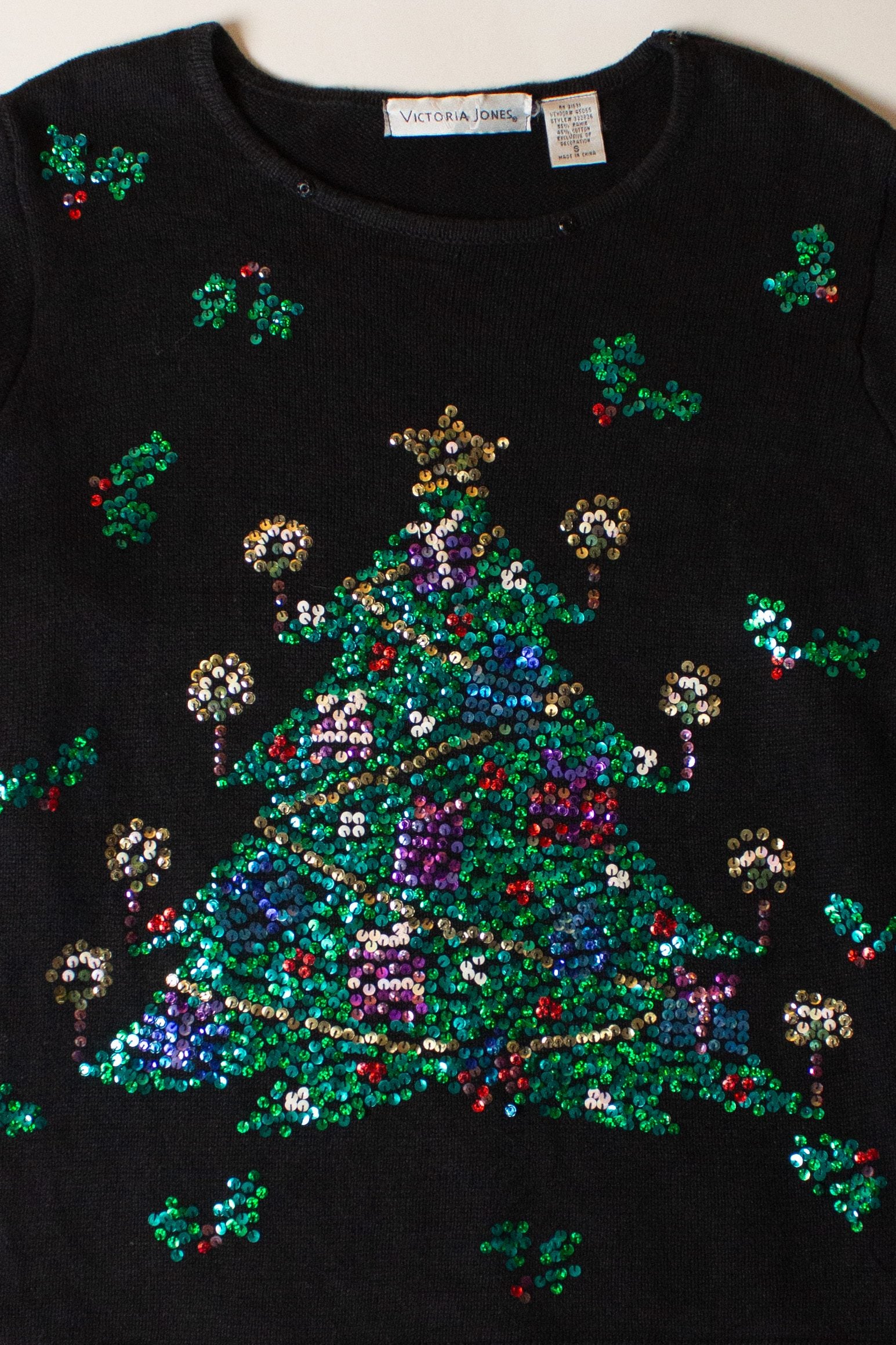 Vintage Victoria Jones Ugly Christmas Pullover (1990s)