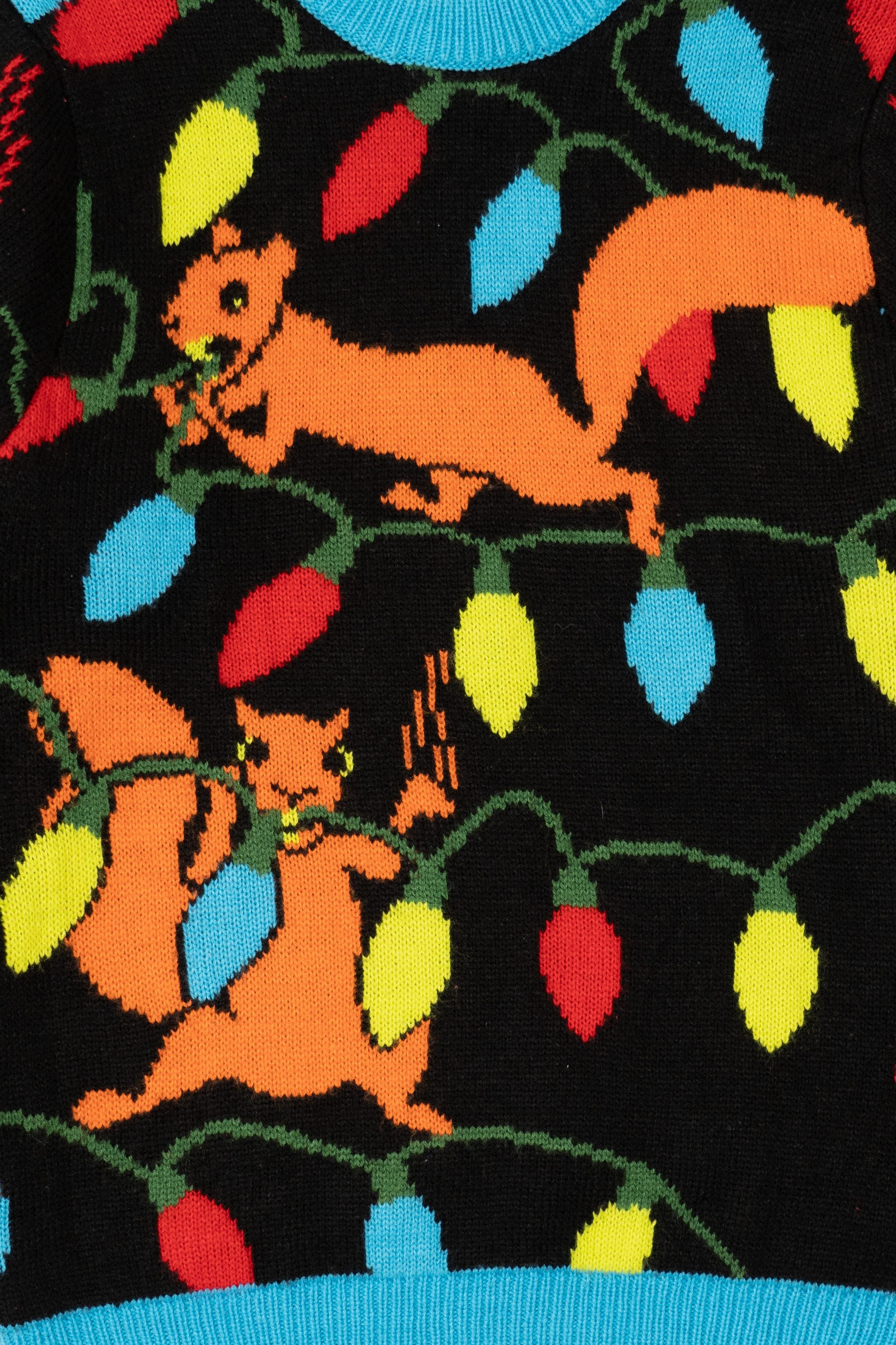 Black FunQi Gifts Squirrels Chewing On Lights Funny Ugly Christmas Pullover (2010s)