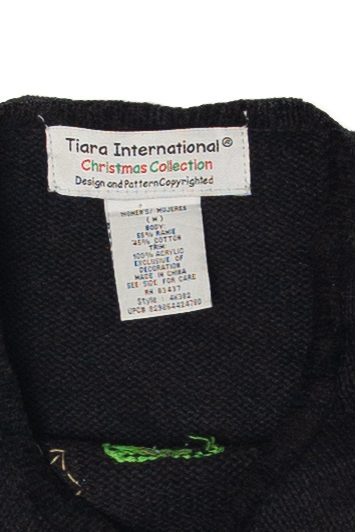 Vintage "Believe" Ugly Christmas Pullovers (2000s)