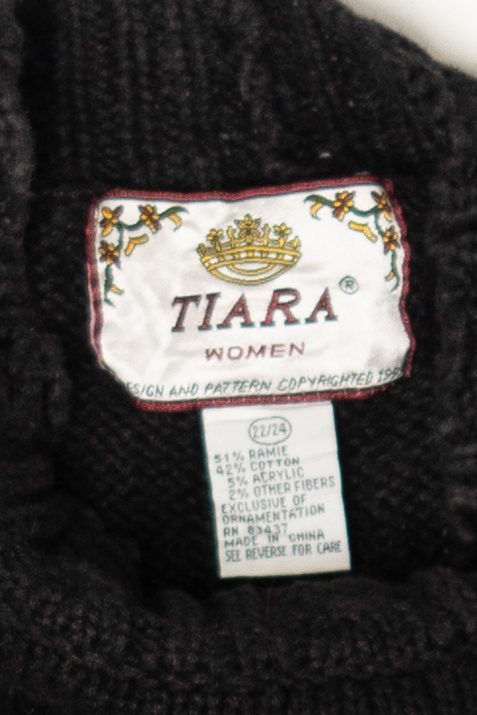 Vintage Tiara Santa Ugly Christmas Pullover (1990s)
