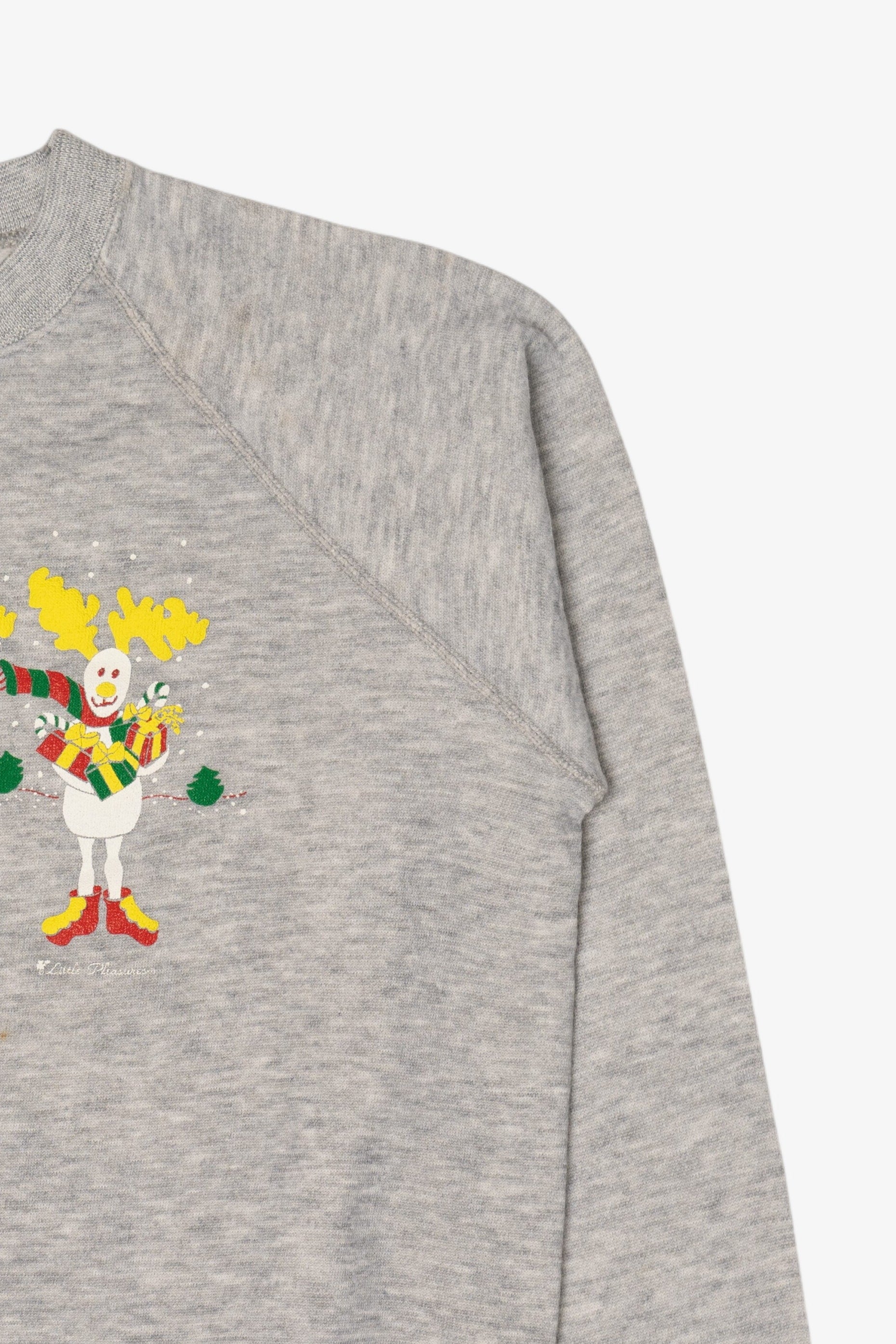 Vintage Gray Bassett-Walker Reindeer Ugly Christmas Raglan Sweatshirt (1990s)