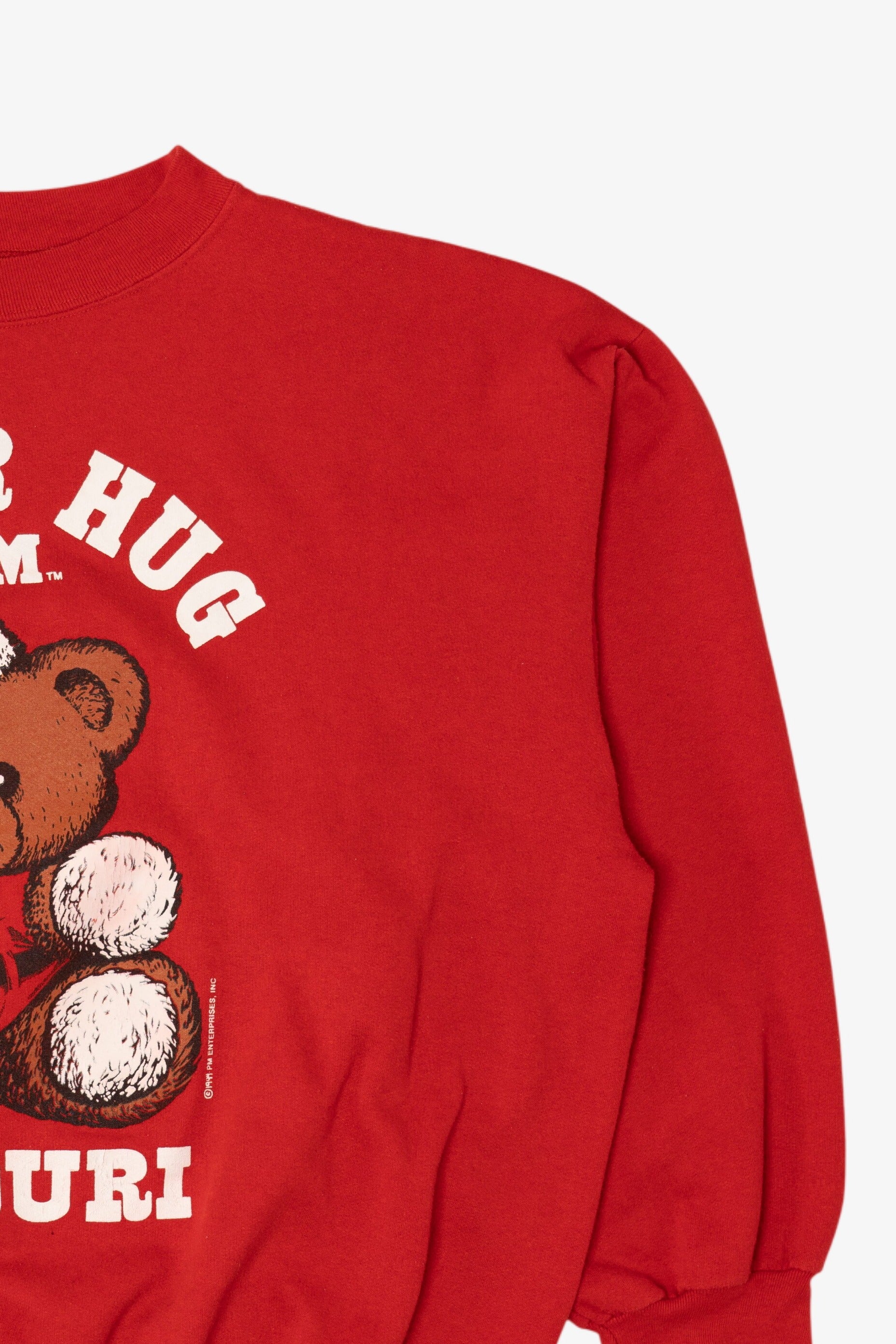 Vintage Red Teddy Bear Santa "A Bear Hug From Missouri" Ugly Christmas Sweatshirt (1990s)
