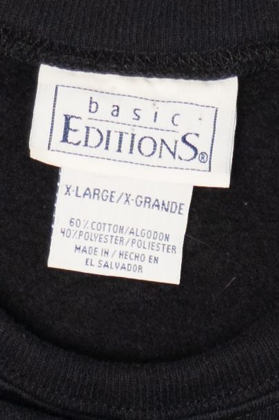 Vintage Black Basic Editions Wreaths Ugly Christmas Sweatshirt (1990s)