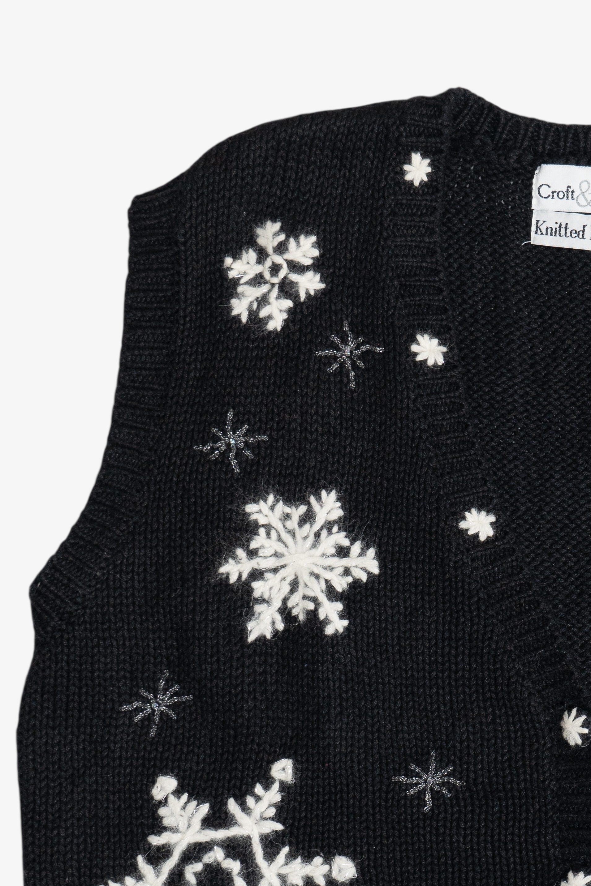 Vintage Croft & Barrow Hand Knit Snowflakes Christmas Vest (1990s)