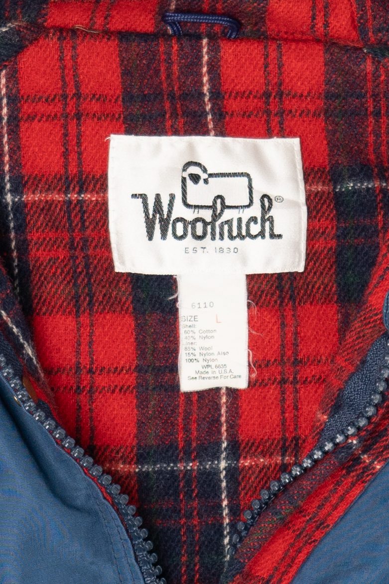 Vintage Blue Woolrich Plaid Lined Winter Coat (1990s)