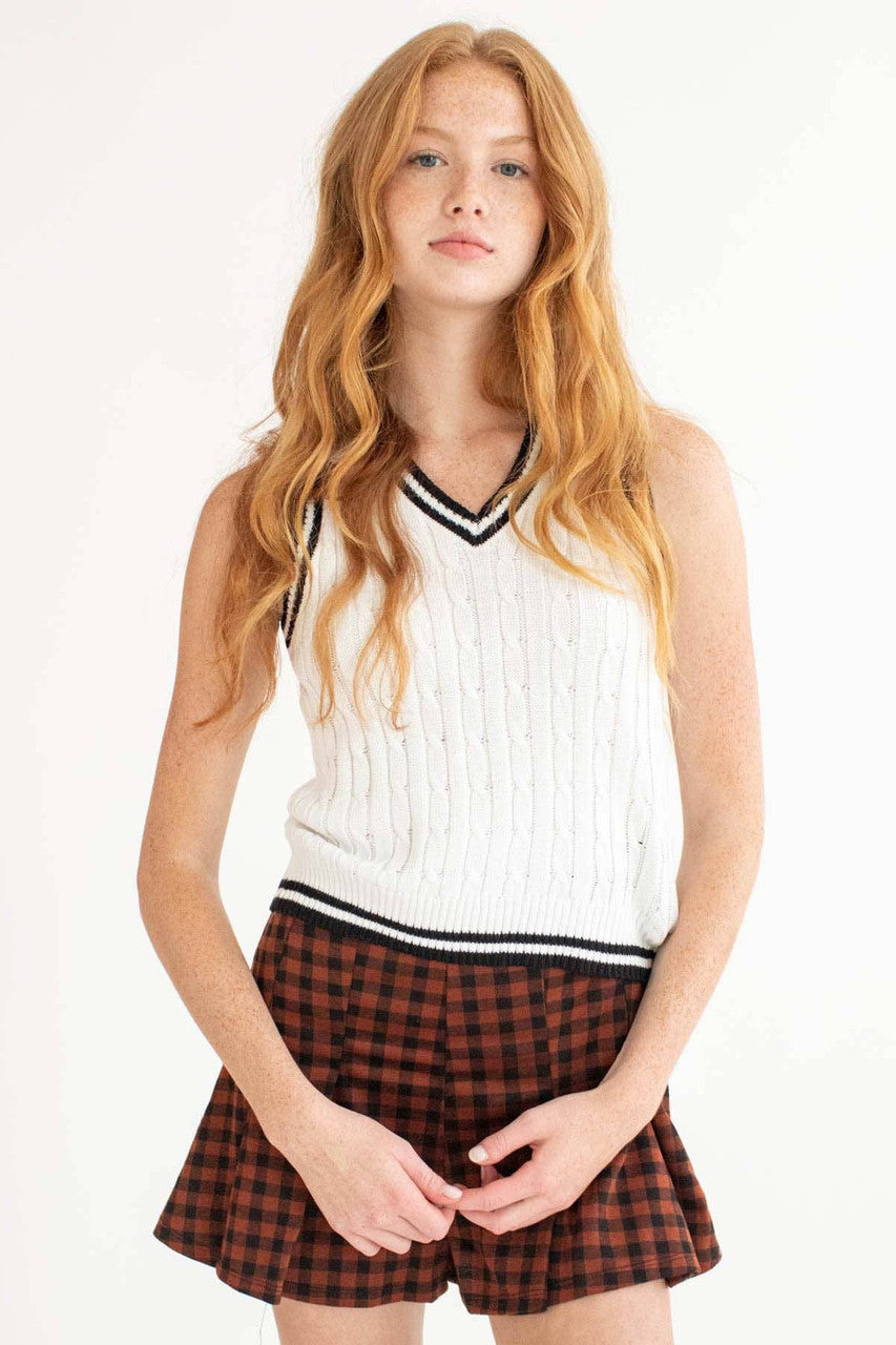 White Contrast Trim Sweater Vest