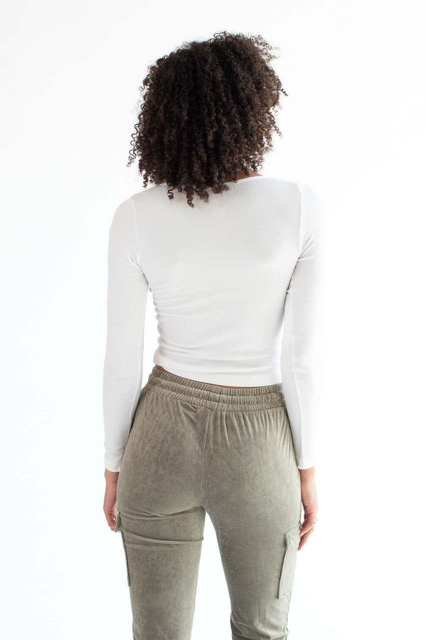 White Floral Embroidered Seamless V-Neck Shirt