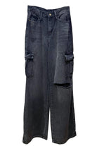Wide Leg Cargo Pocket Jeans