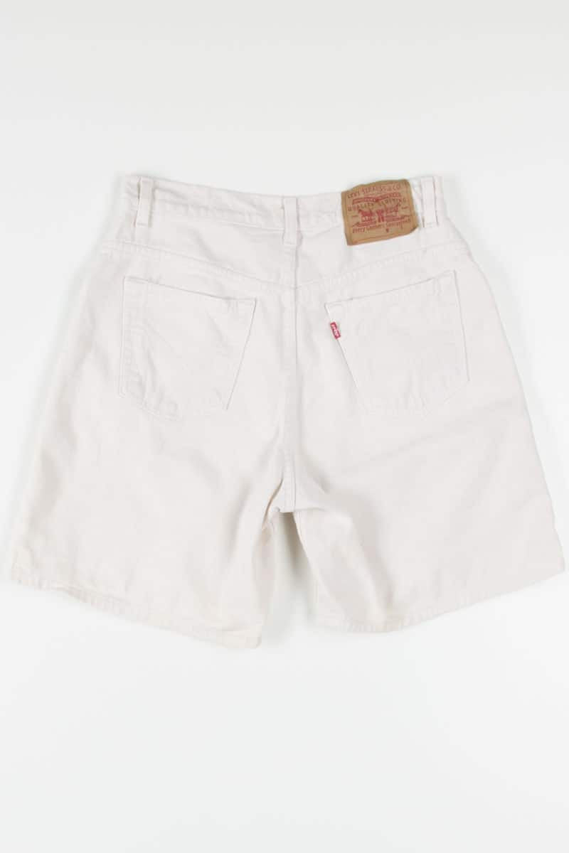 High Rise Khaki Levi's Denim Shorts (sz. 6)