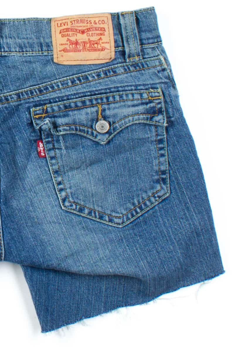 Levi's Cut Off Denim Shorts (sz. 8 M)