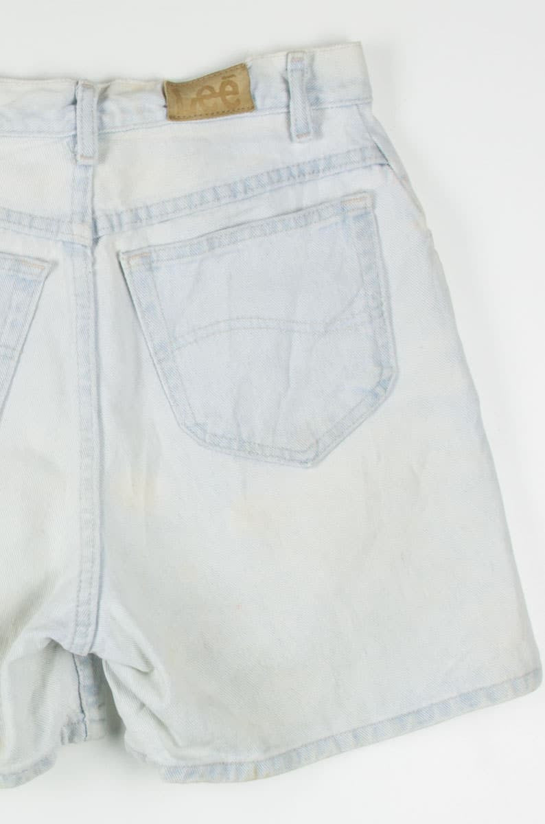 Vintage High Rise Lee Denim Shorts (sz. 8 Med)