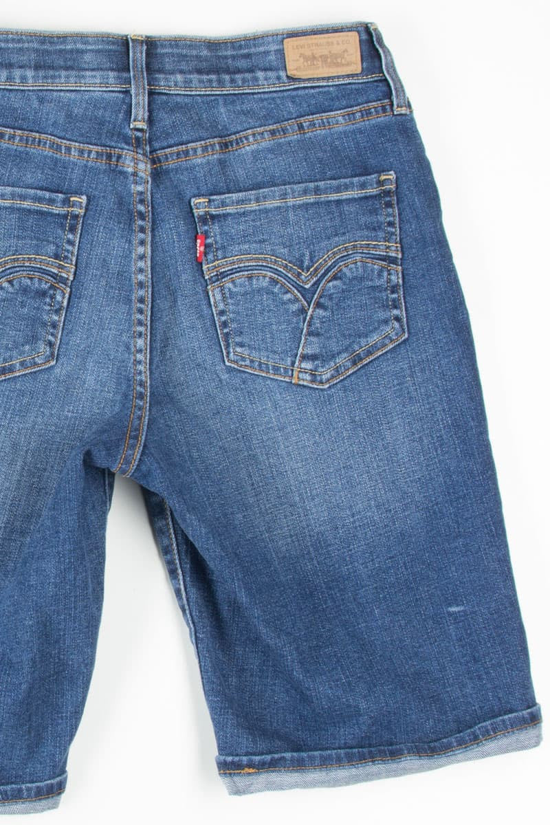 Cuffed Levi's Denim Bermuda Shorts (sz. 4)