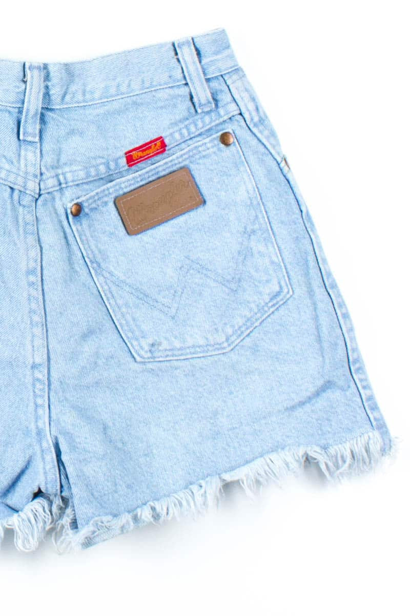 High Waisted Wrangler Denim Shorts (sz. 5/6)