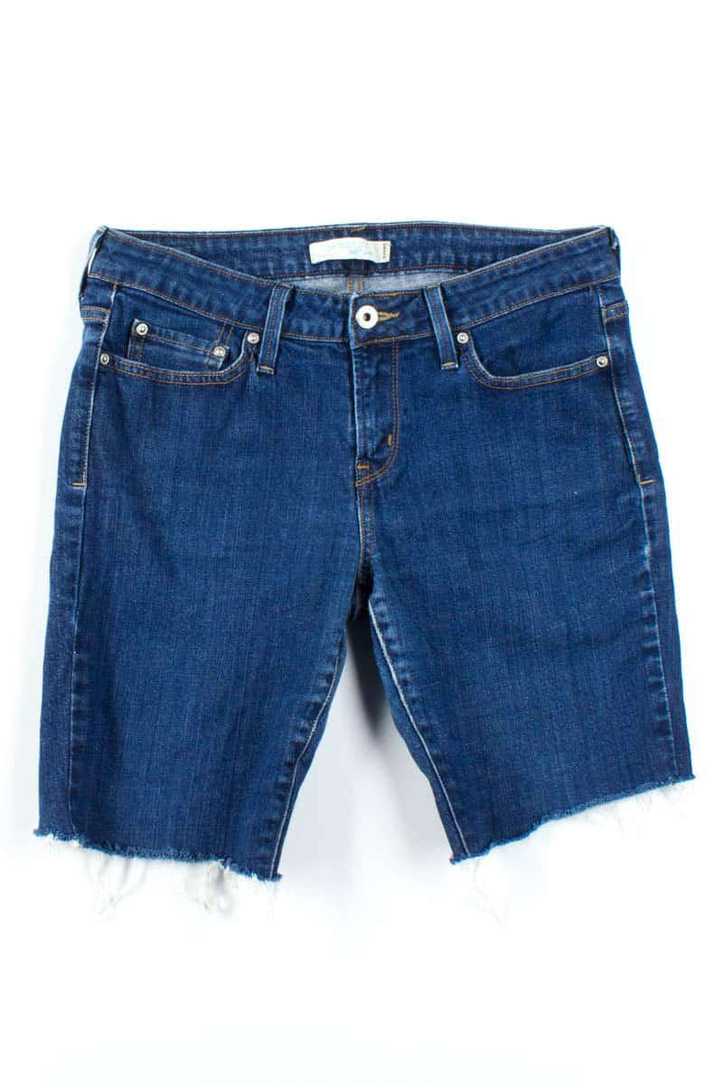 Levi's Cut Off Denim Shorts (sz. 8 Medium)