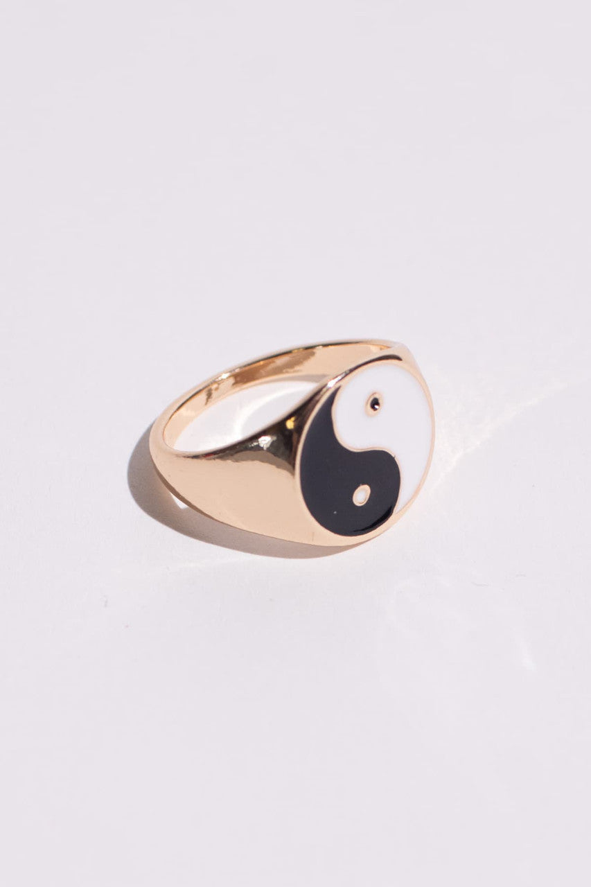 Yin Yang Ring